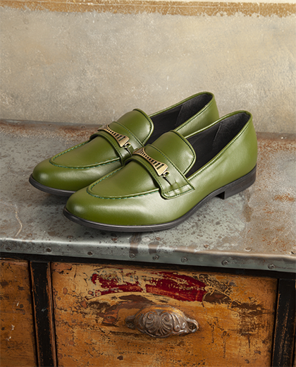 Reimagining British Style in Cactus Leather with Ross Oliver staiy