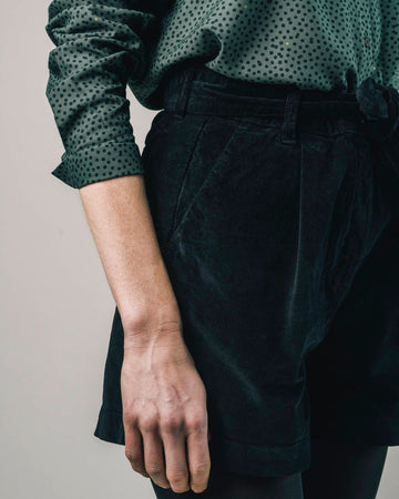 Belted Short Black