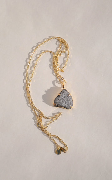PEDRA PENDANT NECKLACE