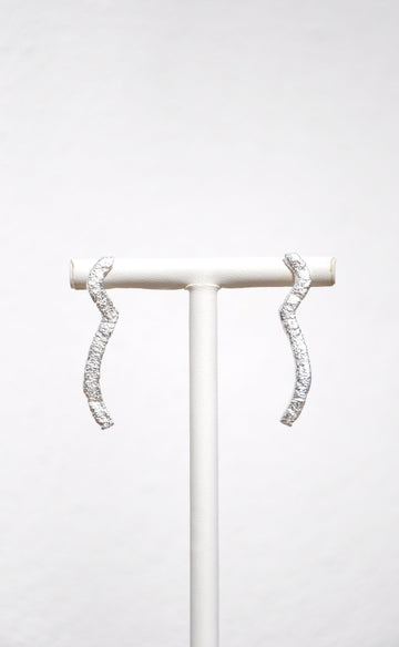 SILVER SQUIGGLE EARRINGS