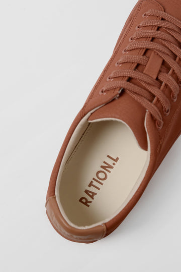 R-KIND TRAINER - MARS RUSTIC GRAINED
