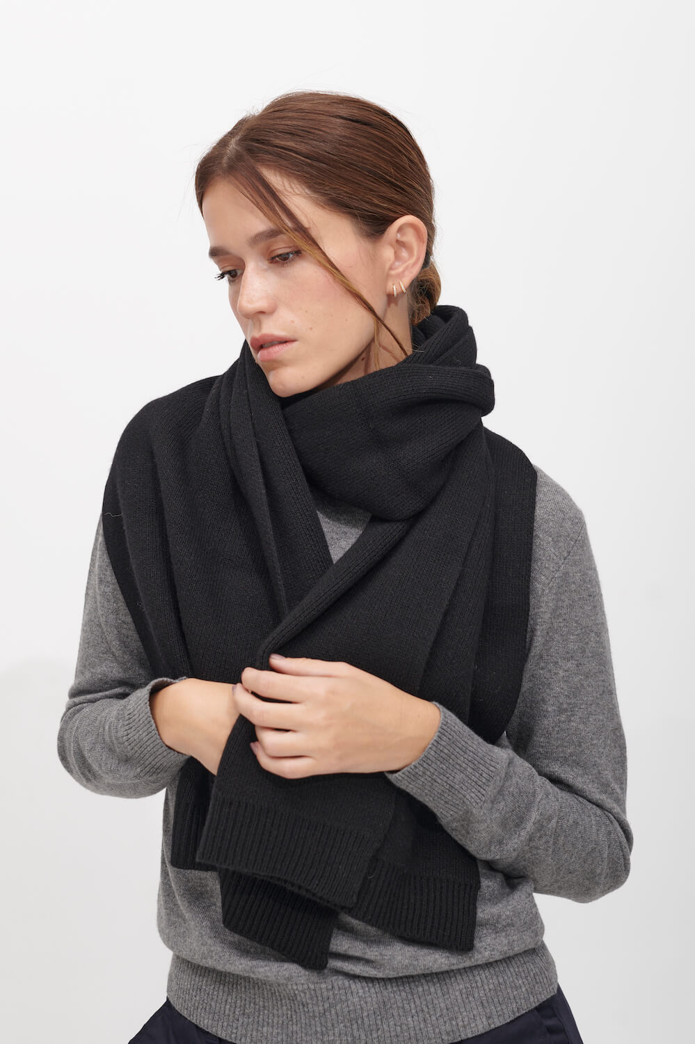 The Wool-Blend Scarf - Beige – staiy.