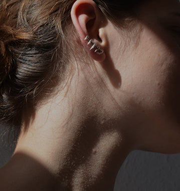 Sumba single ear climber earring | Sterling Silver - White Rhodium