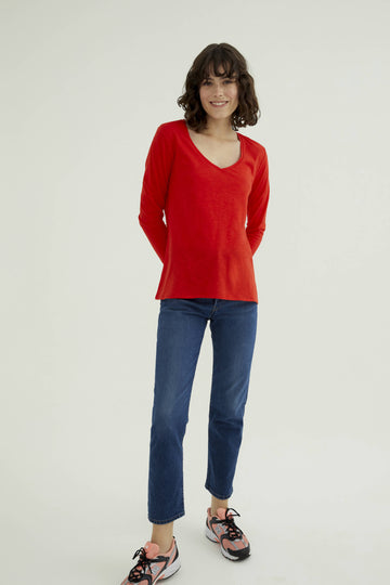Long Sleeves T-shirt Esterella V-Neck, Fiery Red
