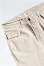 08 / Natural Jeans