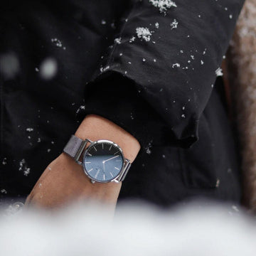 Black Solar Watch | Grey Mesh