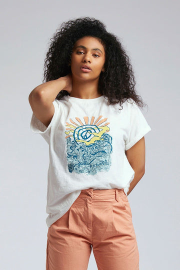 SUNRISE PEACE WAVE - GOTS Organic Cotton Tee Off White